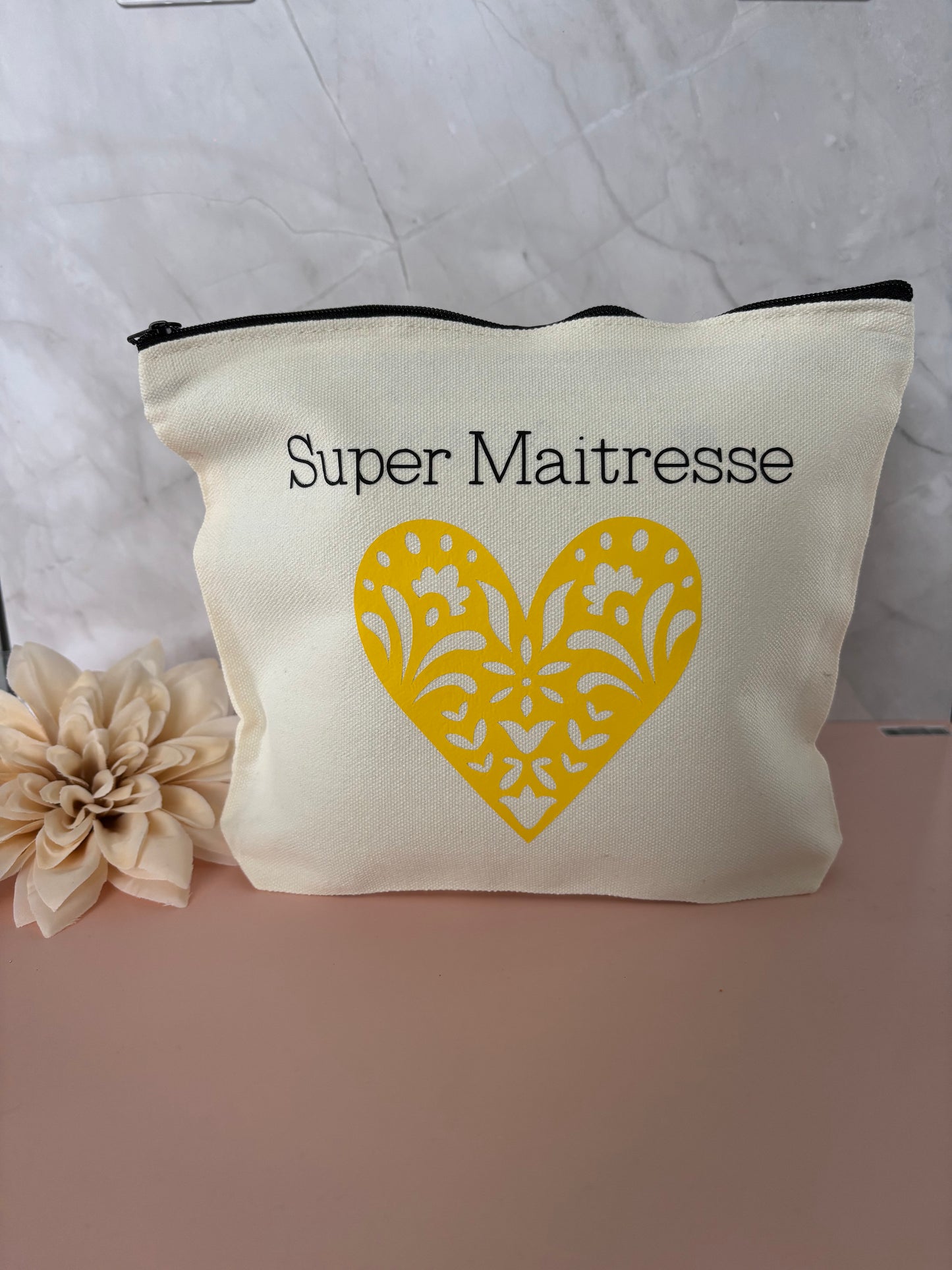 Pochette " SUPER MAITRESSE"