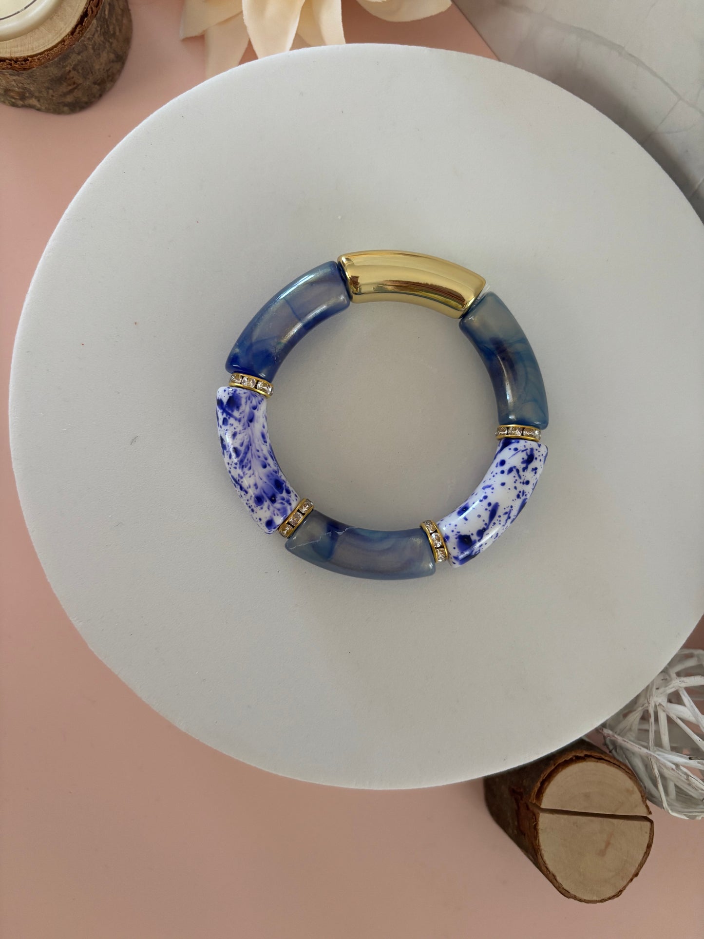 ✨ Bracelet Saphir — bleu profond, blanc fleuri & doré